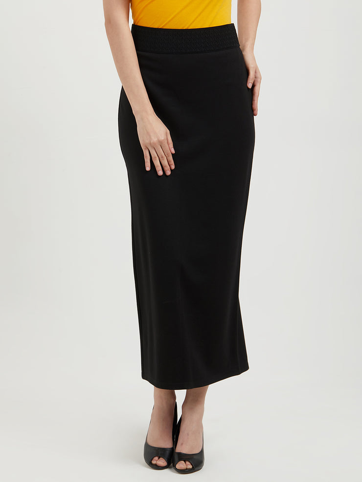 Black Solid Fitted Skirt